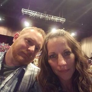 Meet your Posher, Laurie